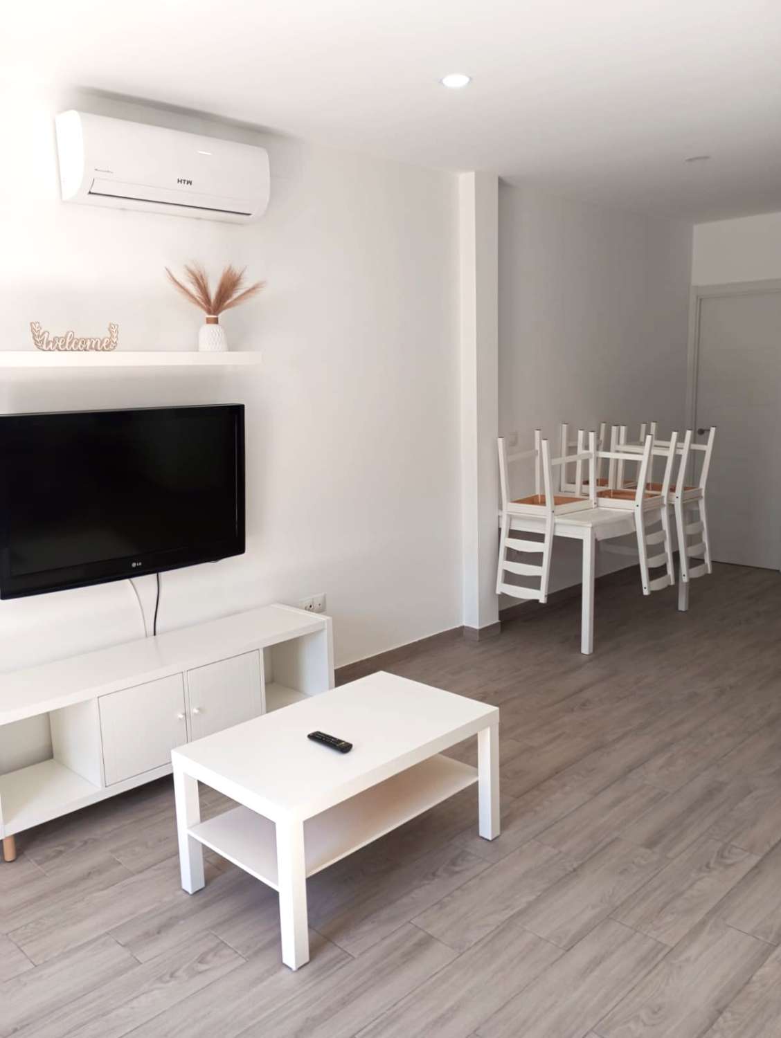 Vivez le charme de Nerja : appartement de 2 chambres en location longue durée